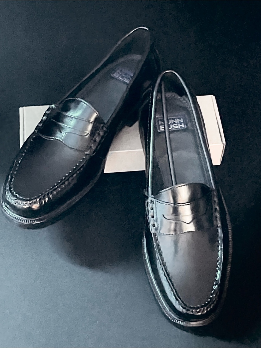 Nunn Bush Black Leather Penny Loafers. Size 10.5M
